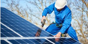Installation Maintenance Panneaux Solaires Photovoltaïques à Chainee-des-Coupis